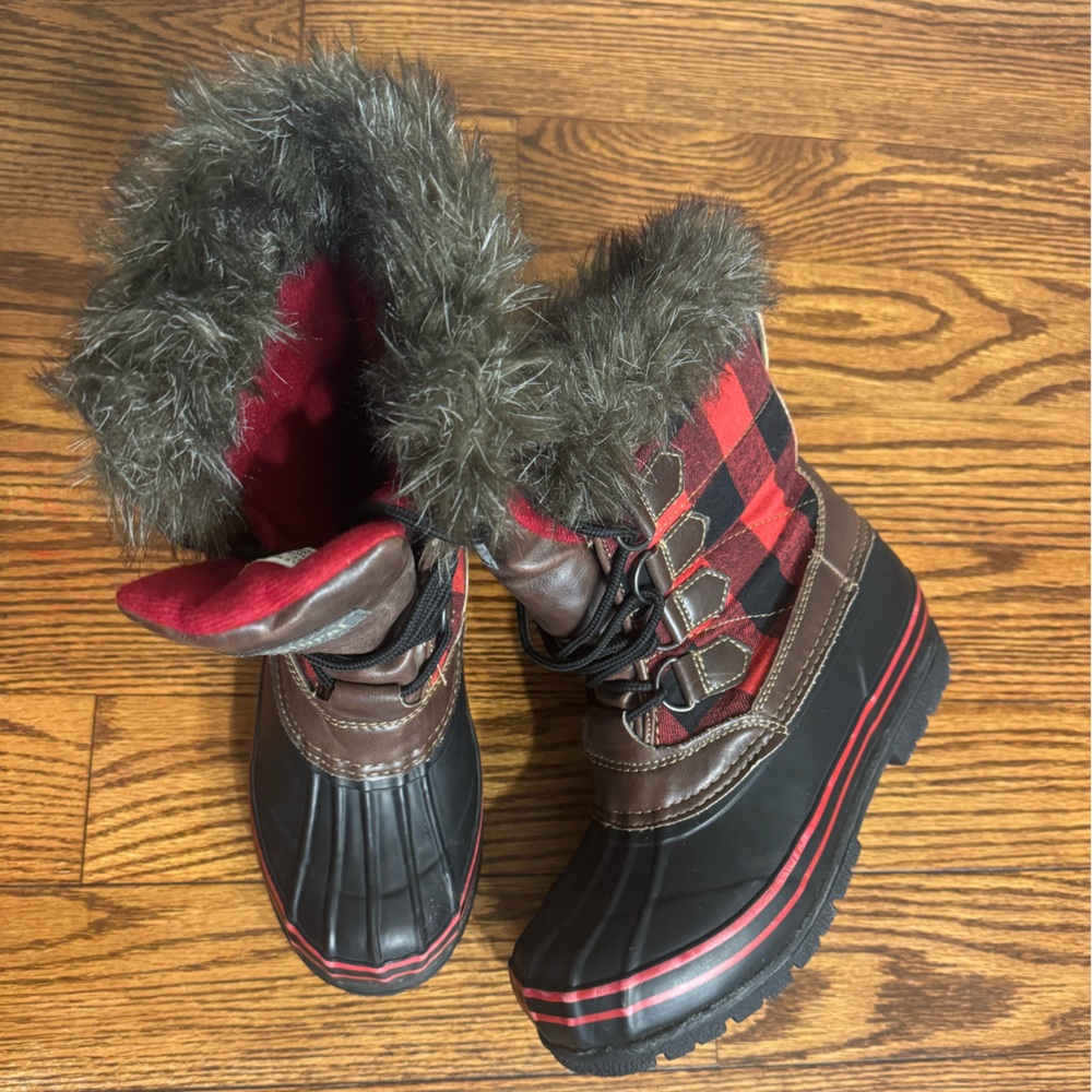 Natural Reflections Lumber Jill Insulated Plaid Rubber Boots